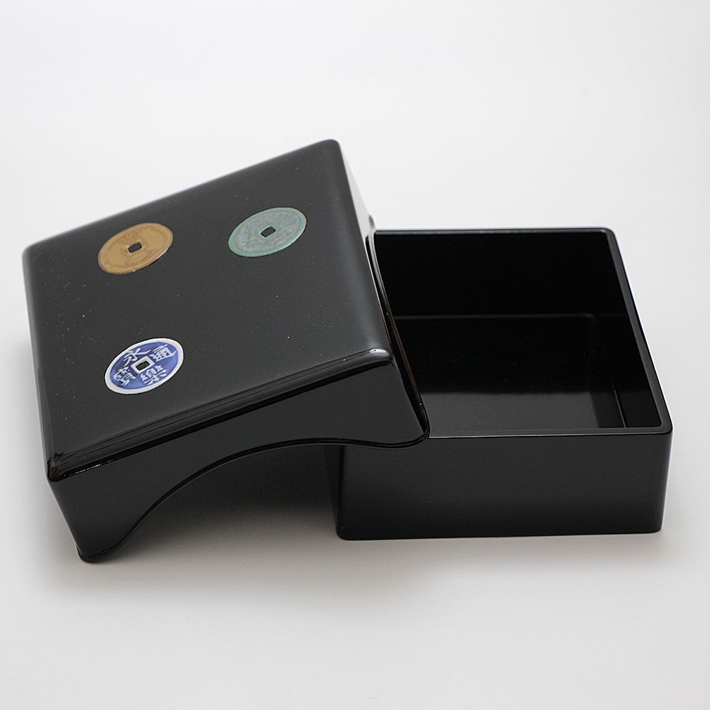 kare エレガントでユーモアのある爬虫類型ブックエンド