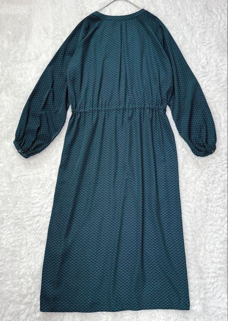 ネイビー グリーン