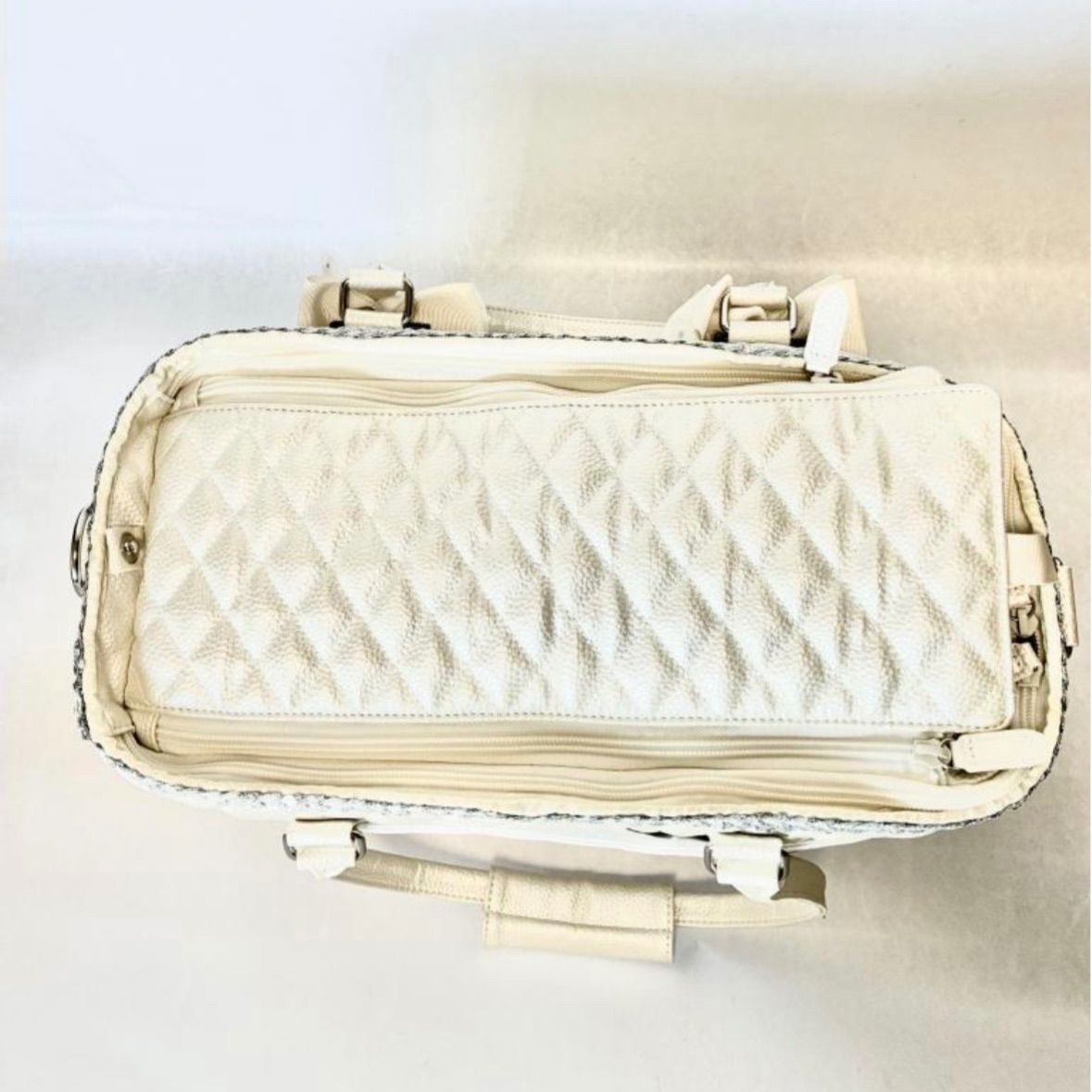 Luxe birdie リュクスバーディ キルトクリスティ キャリーS 白 ペットキャリーバッグ 犬用品 6449297 STEELWINDOWSANDDOORS_COM