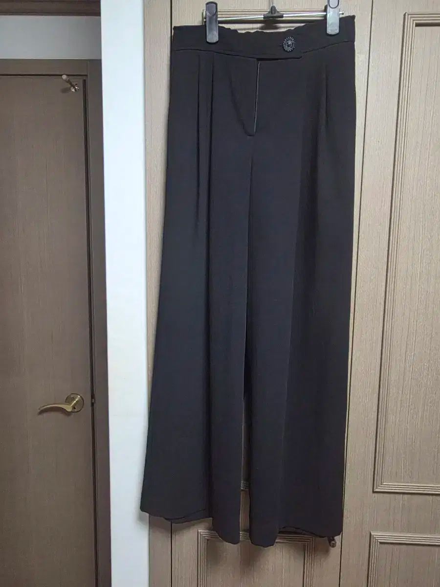 MINE レディース 黒 ワイド パンツ