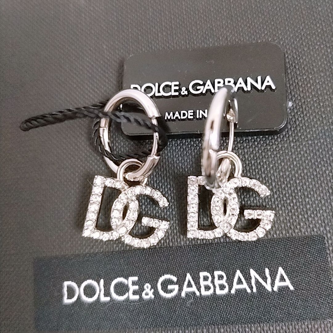 新品未使用】Dolce & Gabbana クレオールピアス DGペンダントロゴ  