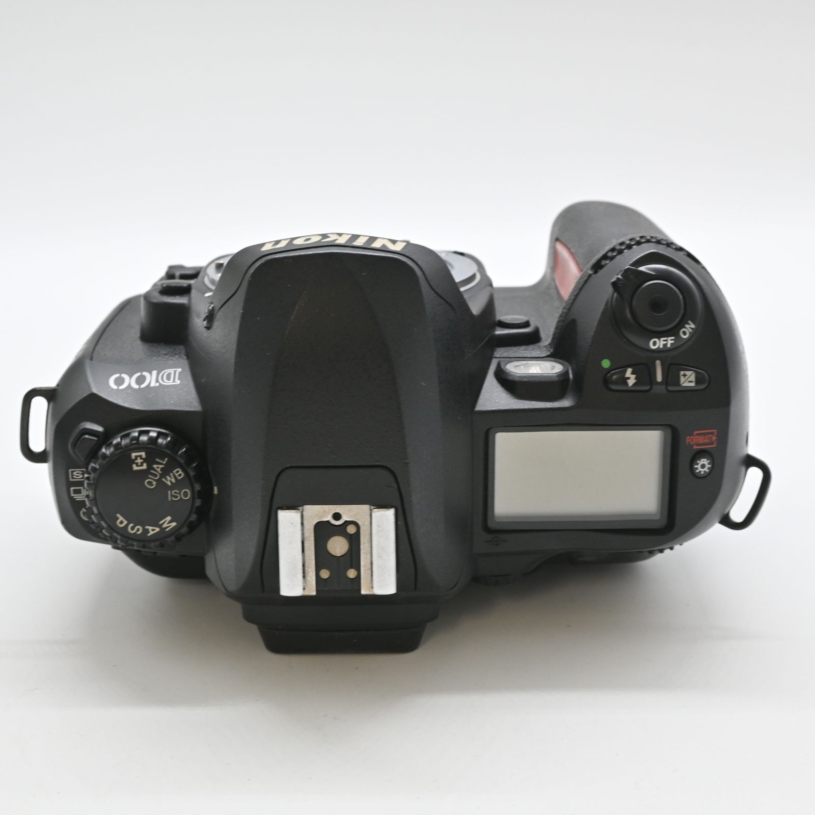 Nikon D100 デジタル一眼レフカメラボデー　ジャンク扱い 難有品】Nikon デジタル一眼レフ D100 ボディ - メルカリ