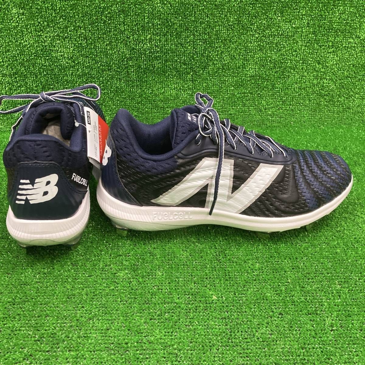 Under Armour ミドルスパイクシューズ 黒/オレンジ Under Armour