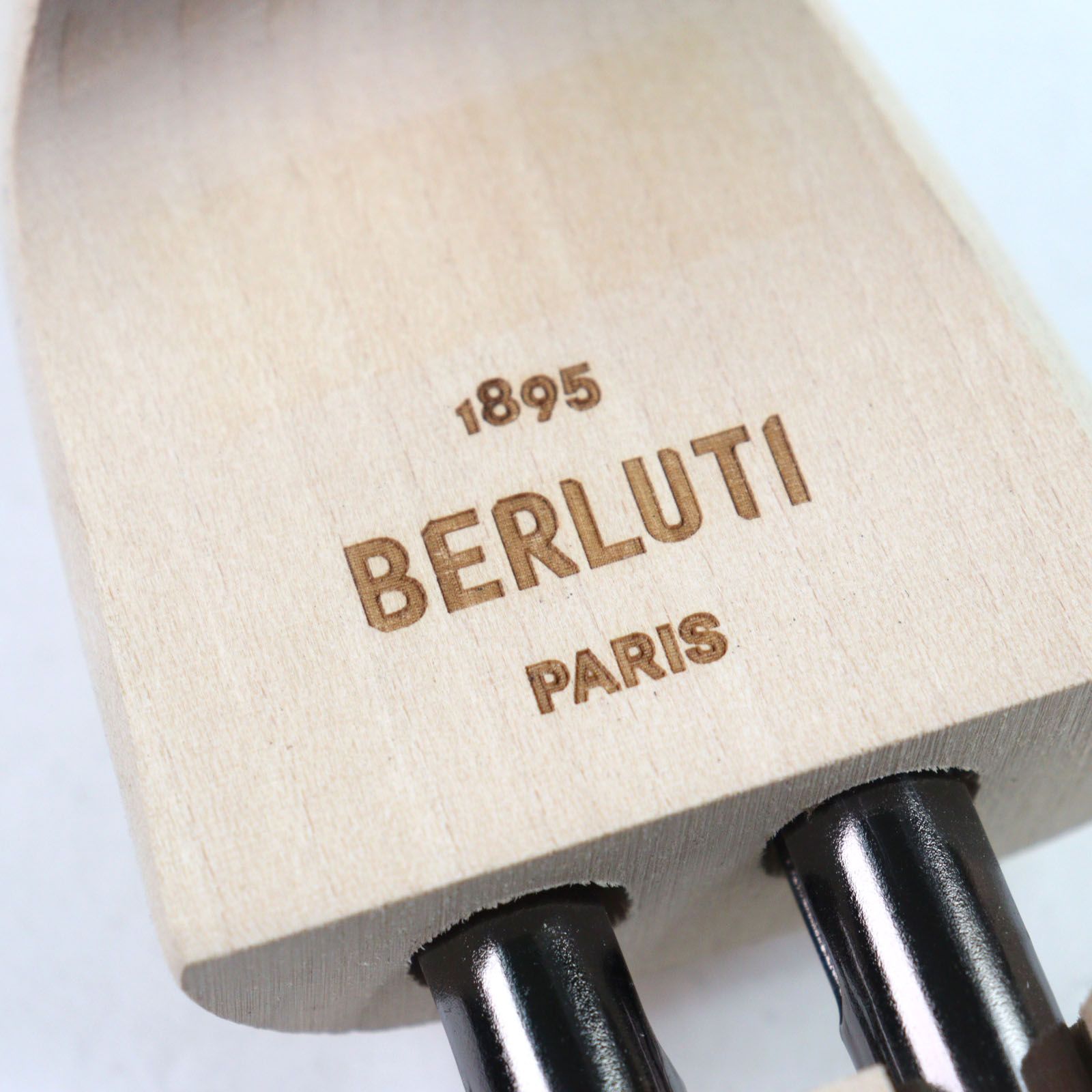 ドンドン見直し】美品○BERLUTI ベルルッティ ウッド ロゴ刻印