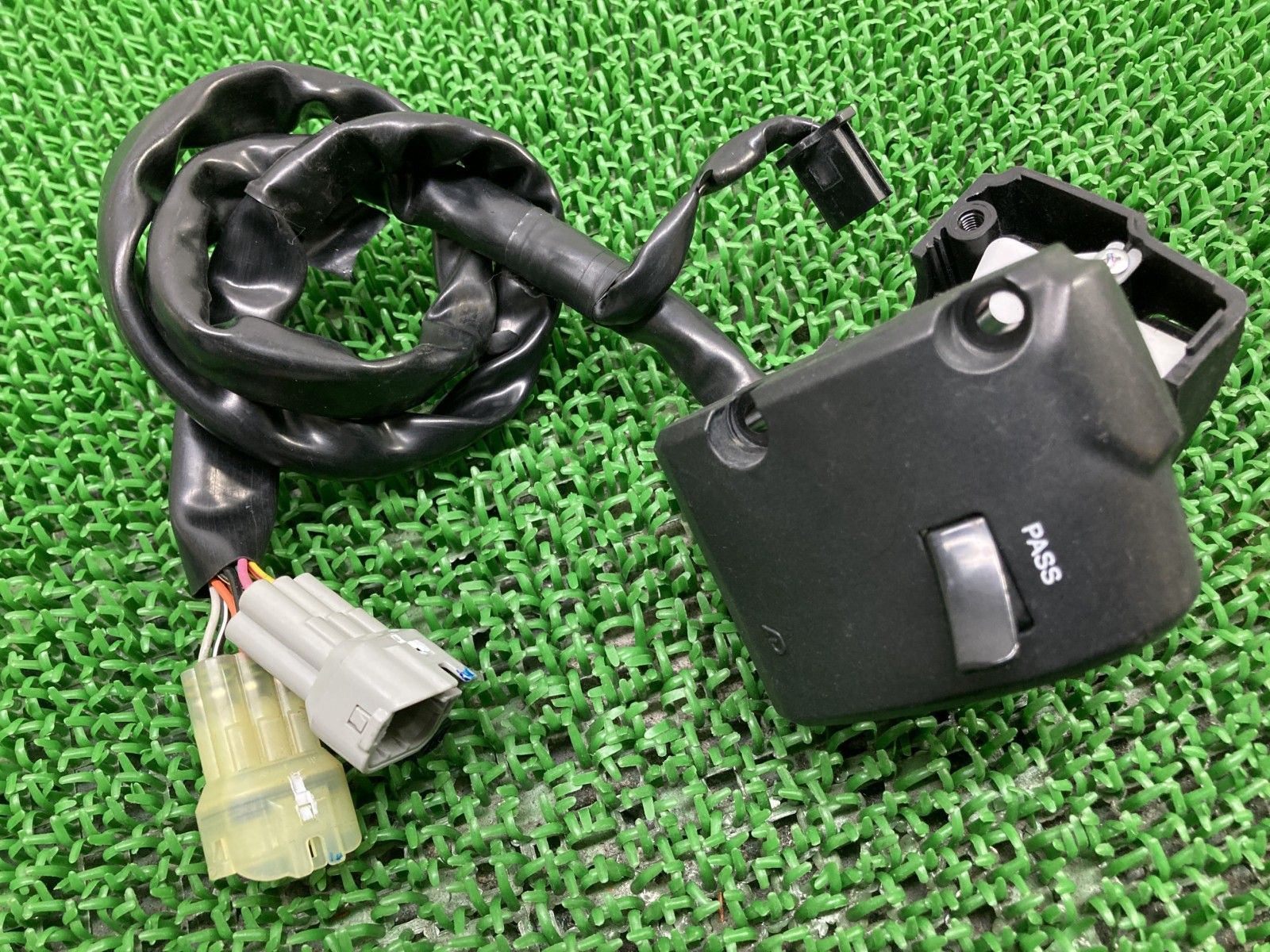 ZX-25R ハンドルスイッチ 左 カワサキ 純正 中古 バイク 部品