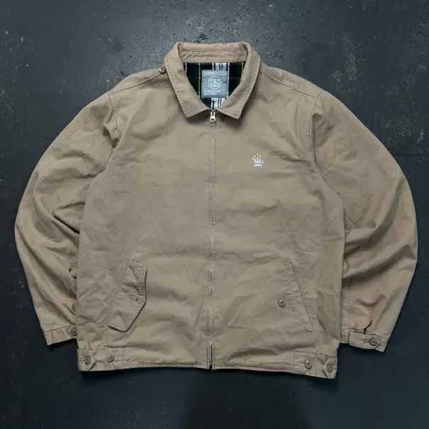105 STUSSY ステューシー クラウン スイングトップ ジャケット