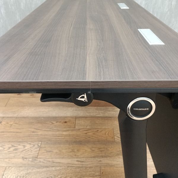 OKAMURA オカムラ 折りたたみ 会議用テーブル 81E52B-MBX3 製 ブラウン ミーティングテーブル 会議テーブル 折りたたみテーブル 会議机 MARWIL-DEMENAGEMENTS_CH