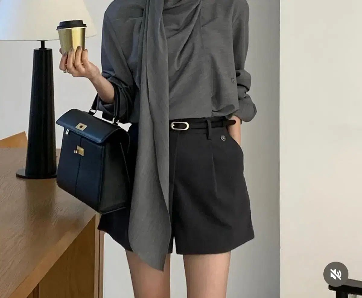 チークラベル メゾン ピンタック ショートパンツ F W バージョン