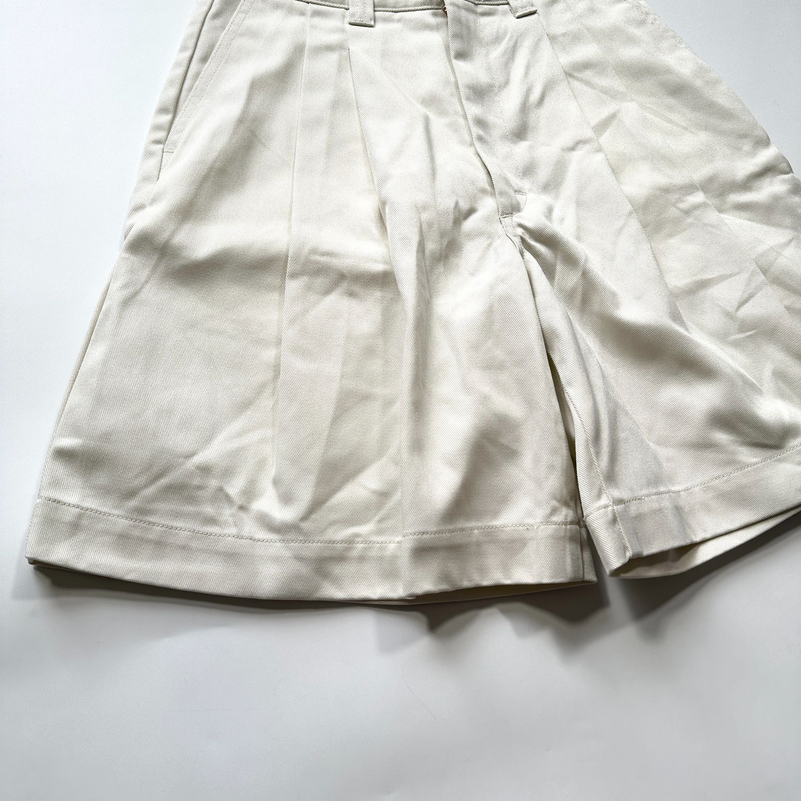 美品★SHINZONE コットンリネン ショートパンツ 36 ホワイト 楽天市場】 リネン パンツ 涼しい ブラウン 綿麻 ショートパンツ