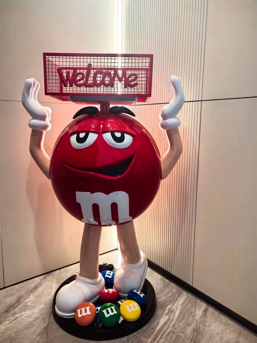 m&m's エムアンドエムズ ディスプレイ レッド 店頭用 キャラクターグッズ - メルカリ