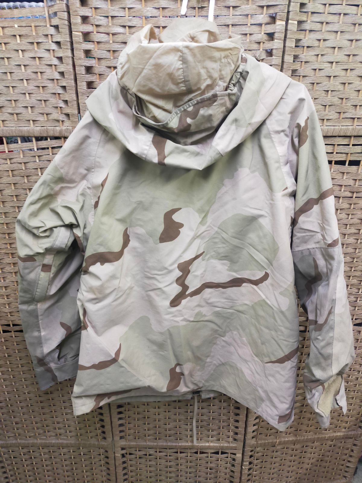 US ARMY 実物 ECWCS Gen2 ゴアテックスパーカー デザートカモ Medium-Regular Tennessee製