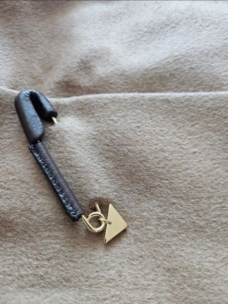 PRADA プラダ 24fw キャメルヘア スカート