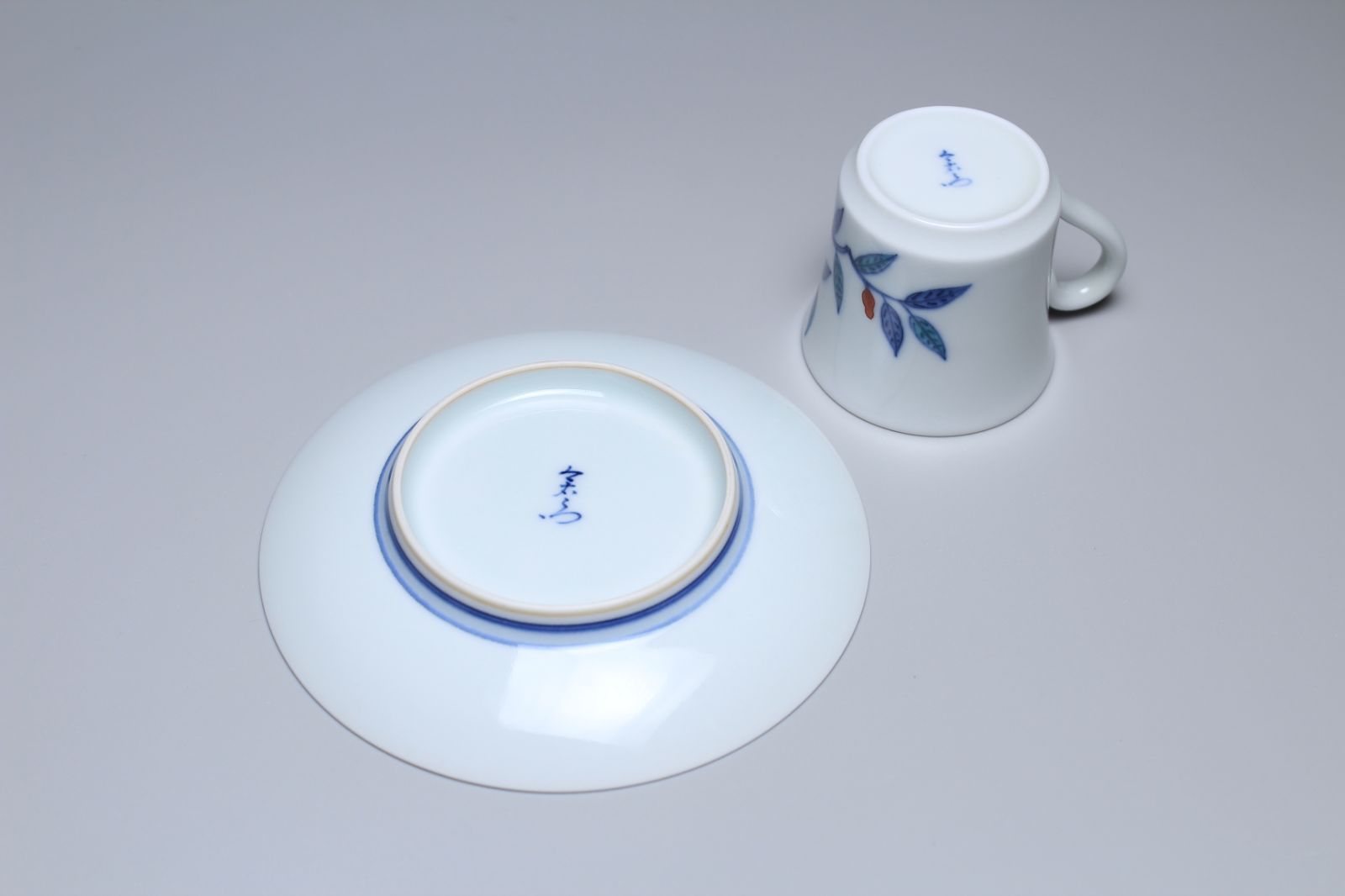 十三代今泉今右衛門 錦柘榴絵珈琲碗2客 カップ＆ソーサー 共箱 【正一