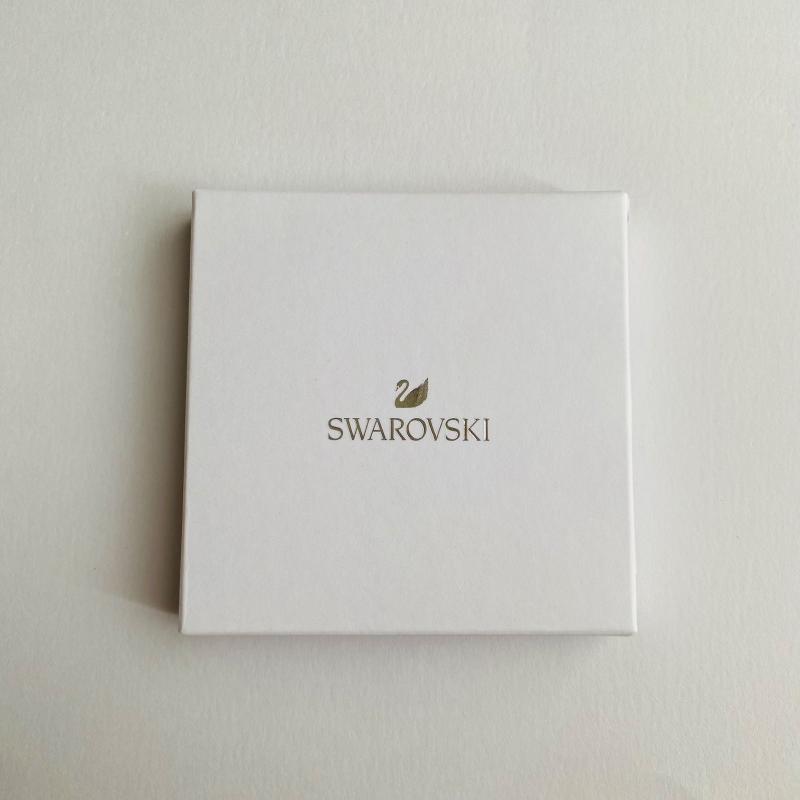 未使用品 SWAROVSKI スワロフスキー コンパクトミラー ノベルティ クリスタル ラインストーン シルバー 5419721 ファッション小物  非売品 美容 拡大鏡 等倍鏡 ハンドミラー 両面 手鏡 化粧 小物 【K53814】 - メルカリ