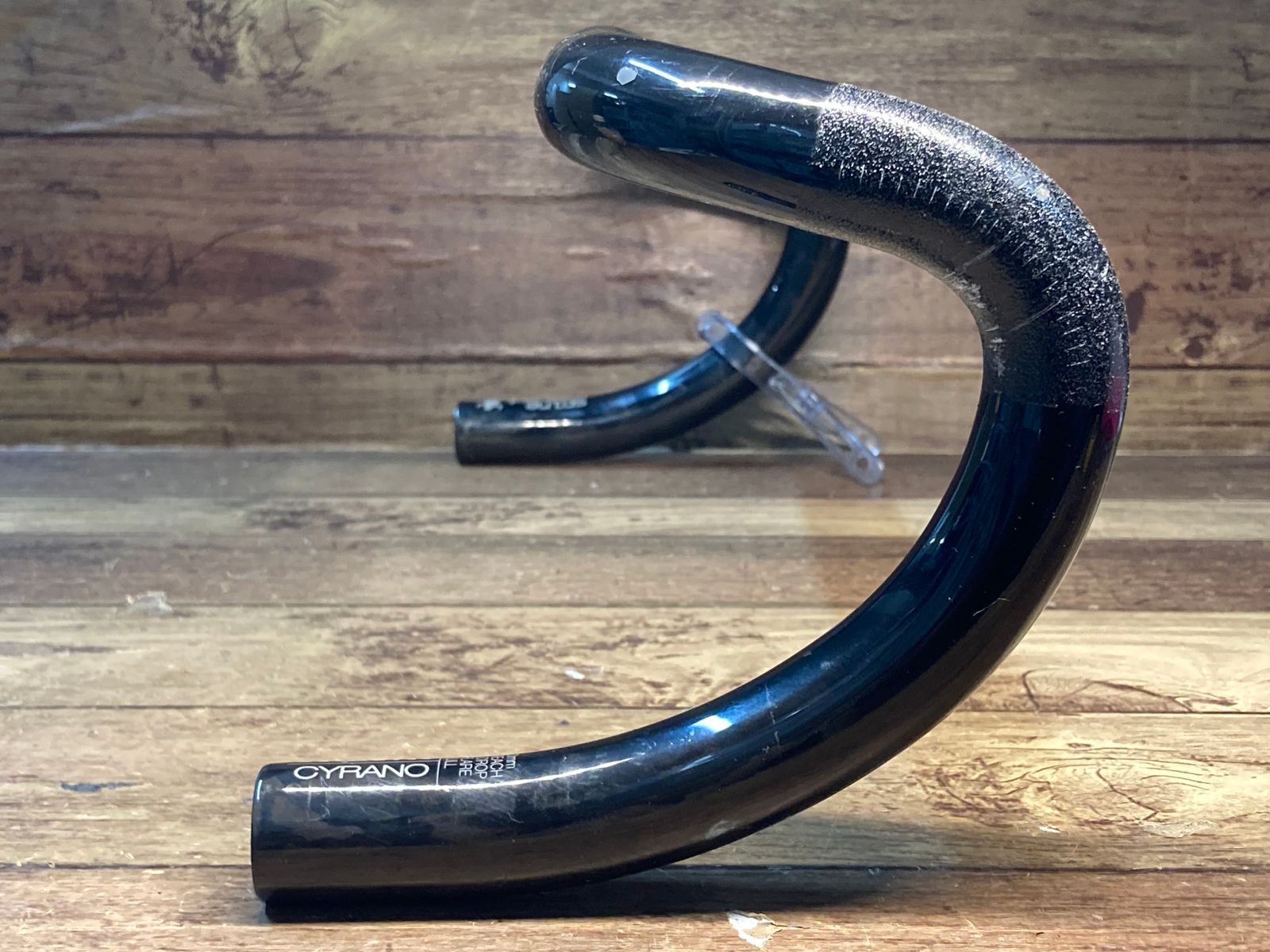 Fizik フィジーク Cyrano R1 カーボンドロップハンドル 400mm 【公式通販】