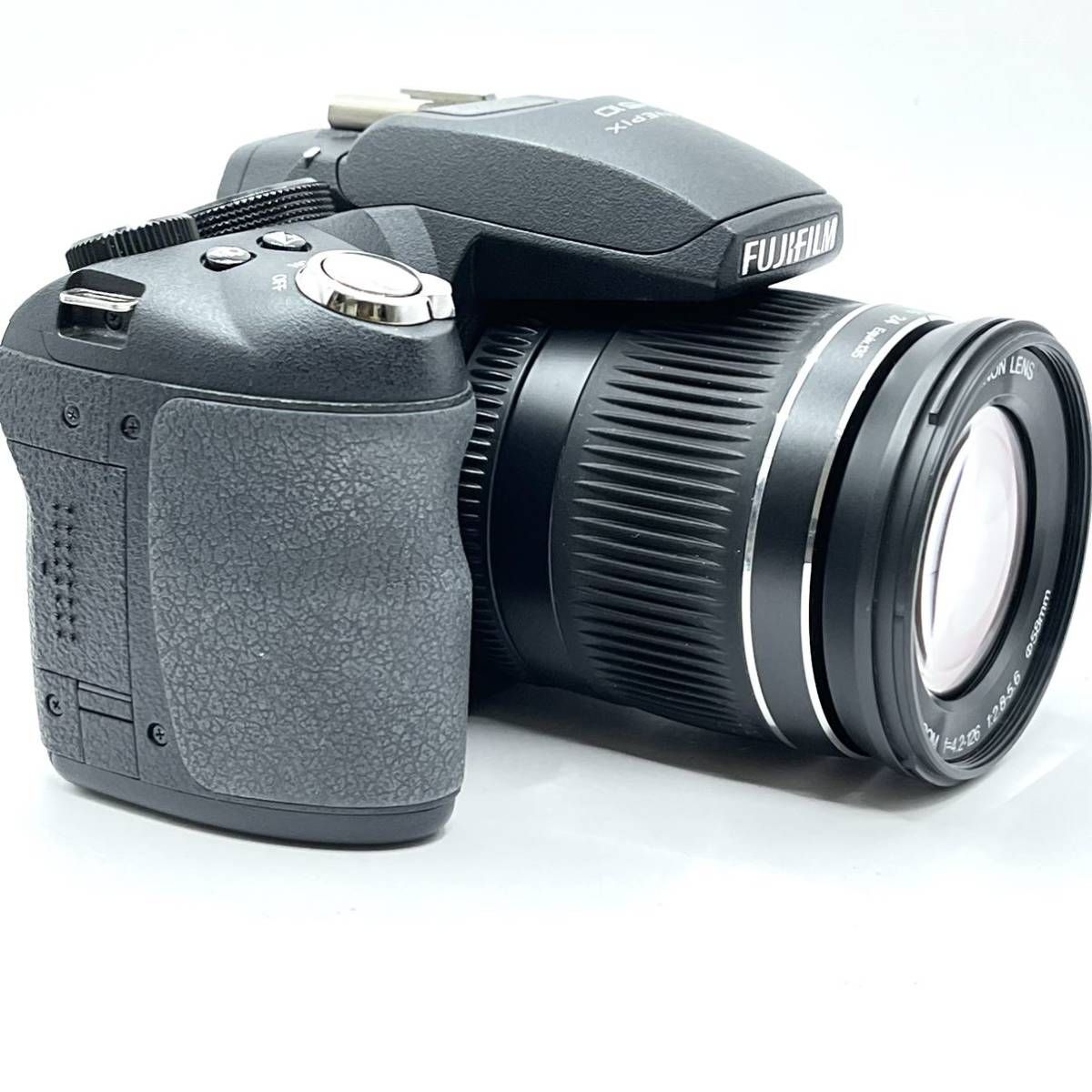 僅か3304ショット 元箱付き 極上品 リコー GR III 僅か3304ショット 元箱付き 極上品 リコー GR III - メルカリ