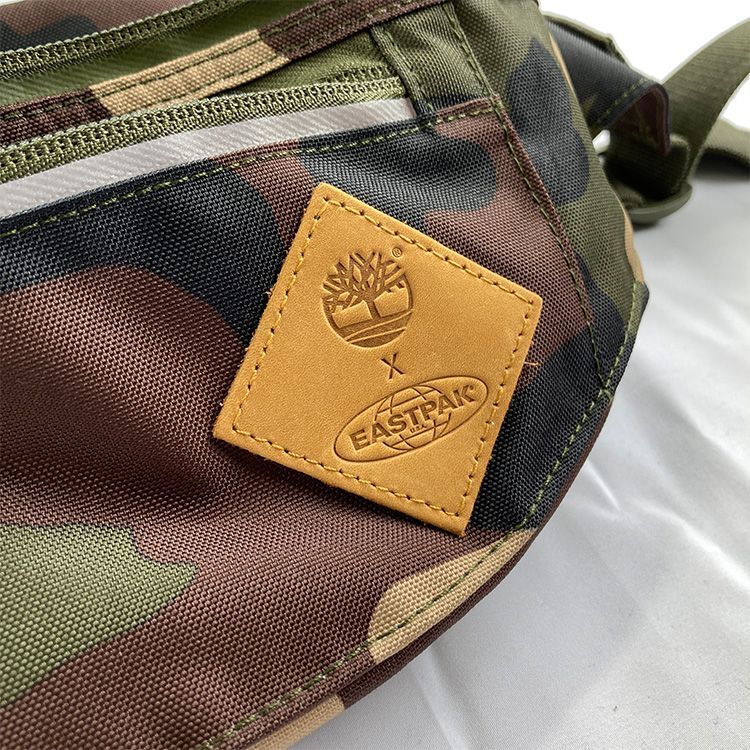 Timberland Eastpak コラボ ボディバッグ 迷彩 カモフラージュ