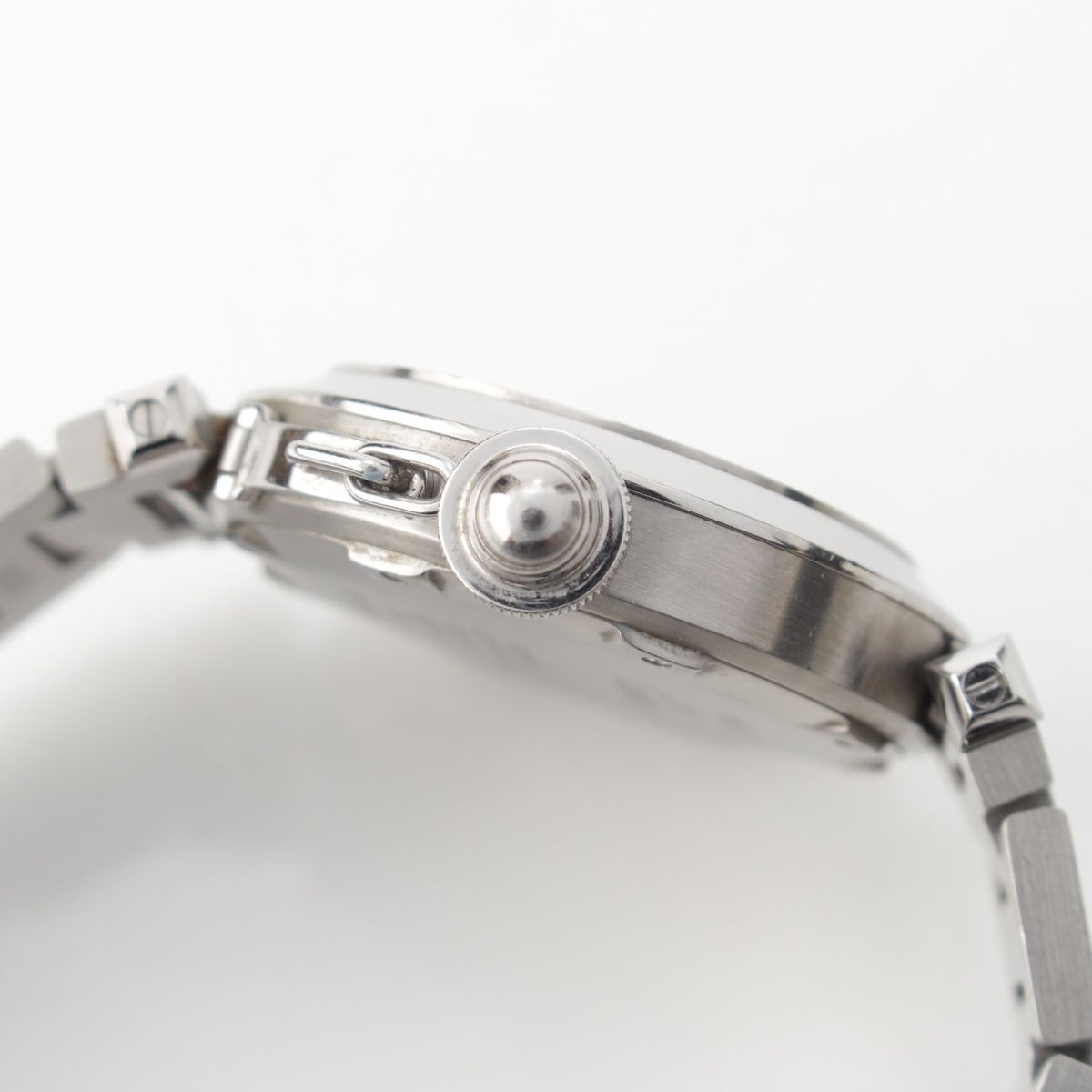 自動巻き ブラック文字盤