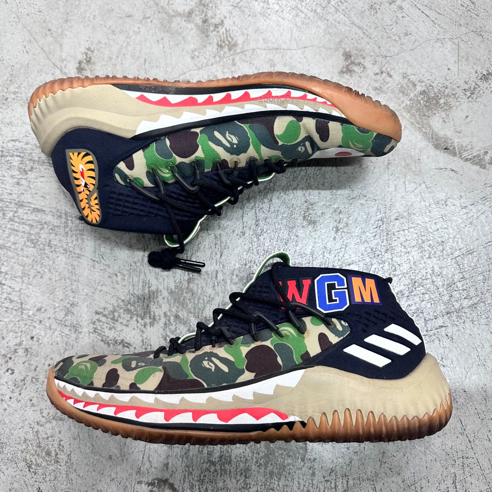 A BATHING APE × ADIDAS DAME 4 
