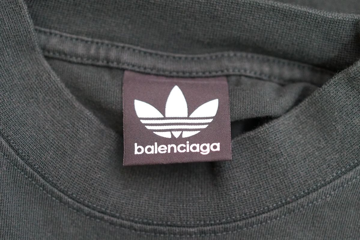 BALENCIAGA adidas バレンシアガ アディダス T-shirt logo ロゴ 刺繍 T