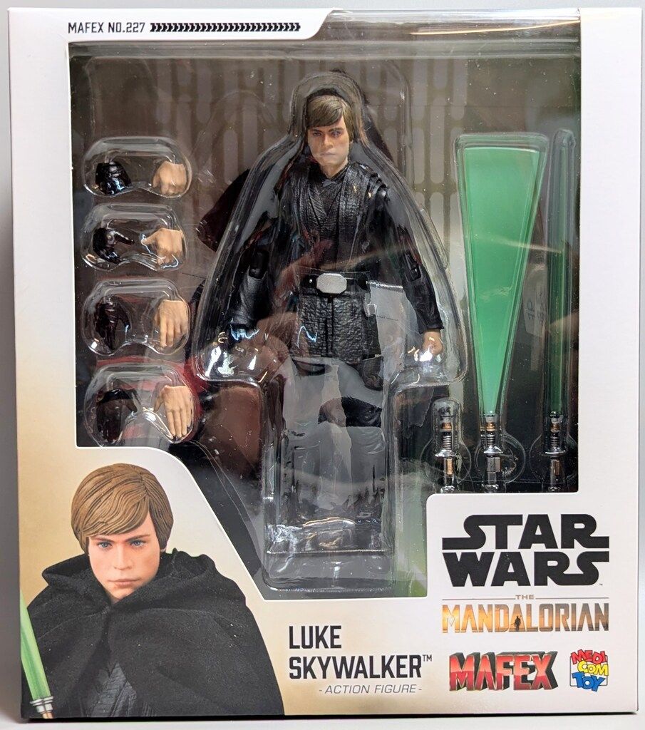 メディコム・トイ MAFEX LUKE SKYWALKER (TM) (THE MANDALORIAN