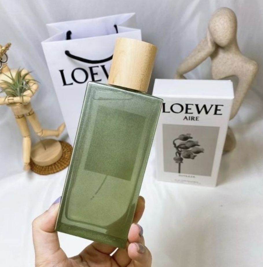 LOEWE　フレグランス AIRE SUTILEZA ロエベ 100ml 楽天市場】ロエベ アイレ スティレサ オードゥ トワレ 100ml