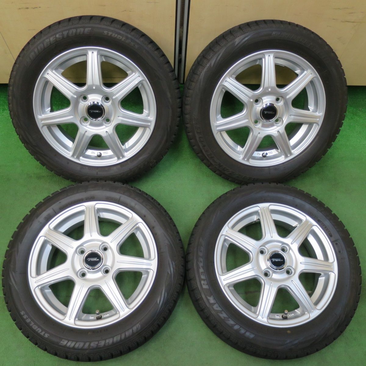 送料無料] キレイ☆スタッドレス 155/65R14 ブリヂストン ブリザック REVO GZ TOPRUN トップラン 14インチ  PCD100/4H☆4121201イス - メルカリ