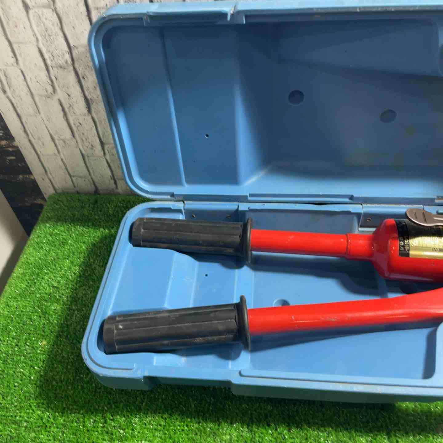 ☆泉精器(IZUMI) 手動油圧式圧着工具 9H-2【川口店】