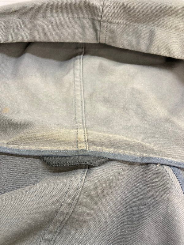 スプリットロゴジャケット