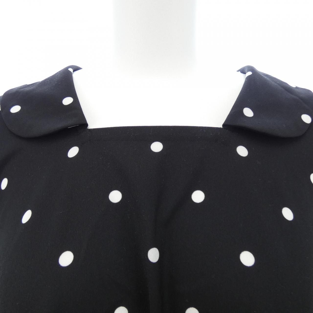 des GARCONS
