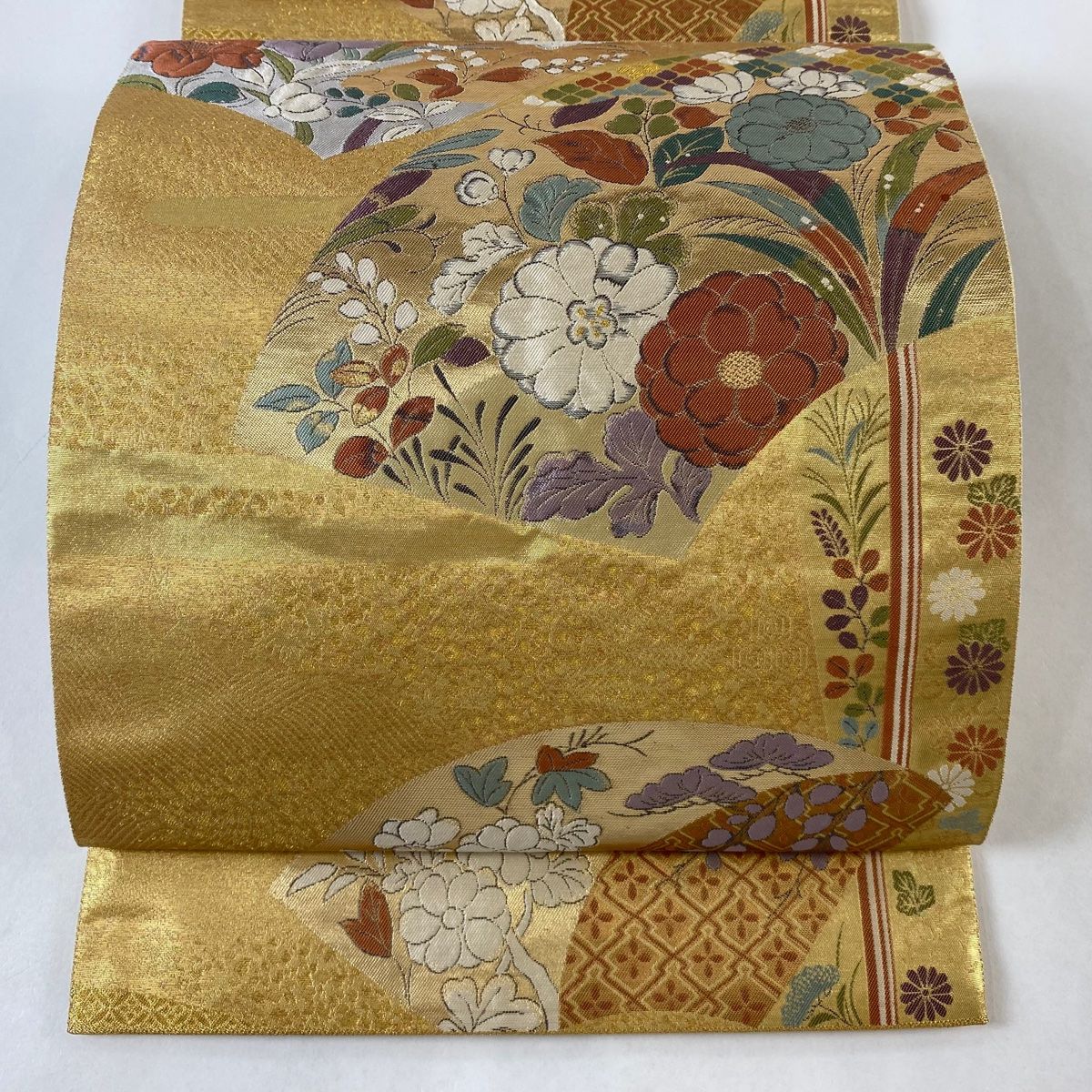 袋帯 美品 逸品 長嶋成織物 落款 関西仕立て 瀞金錦 松寿文 金糸 箔 金色 お太鼓柄 正絹 【中古】 袋帯 美品 逸品 長嶋成織物 落款 関西仕立て 瀞金錦 松寿文 金糸 箔 金色 お太鼓柄 正絹 【中古】