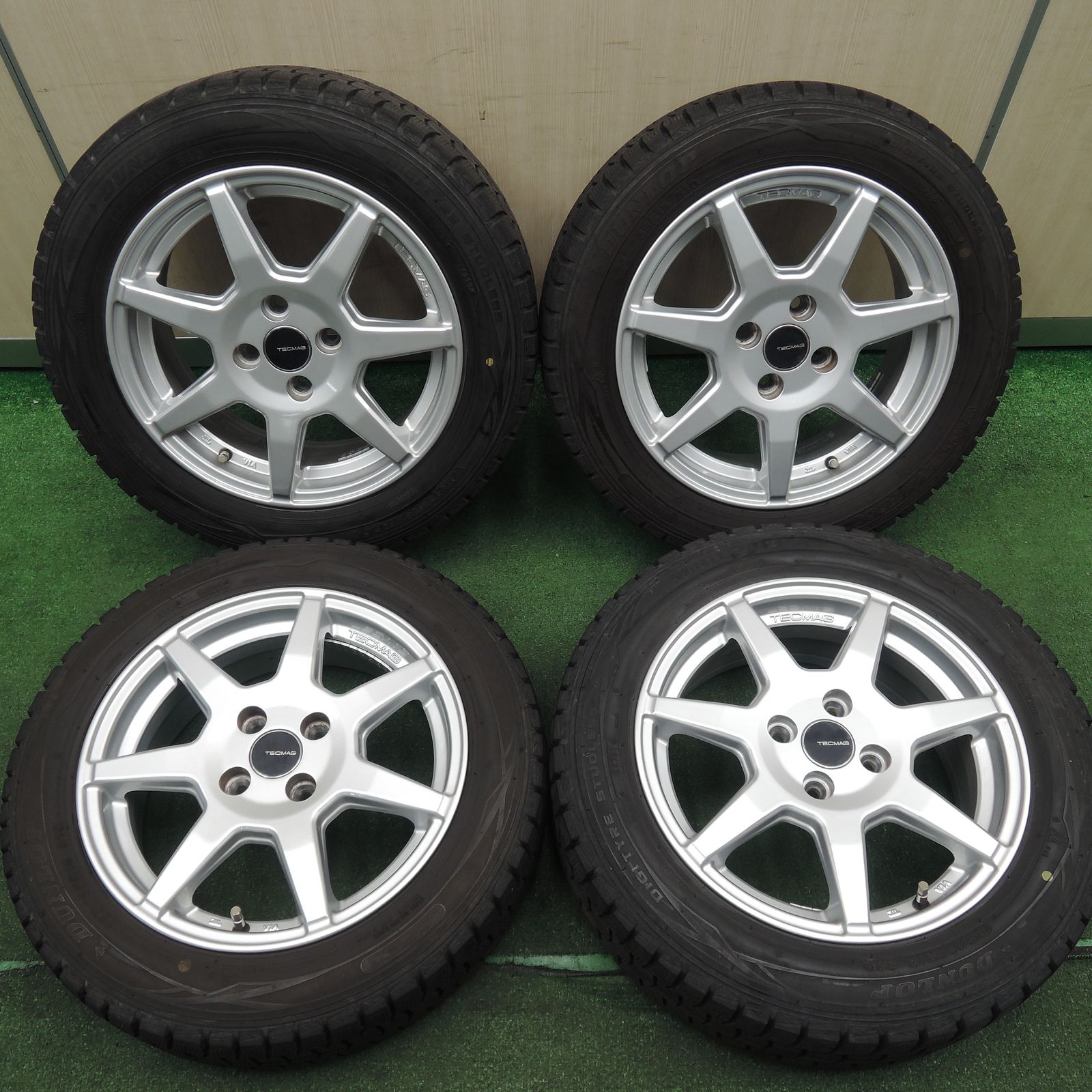 送料無料*キレイ☆ルノートゥインゴ 等 TECMAG 165/65R15 185/60R15 スタッドレス ダンロップ ウインターマックス WM01  テクマグ 15インチ PCD100/4H☆3120204HAス - メルカリ