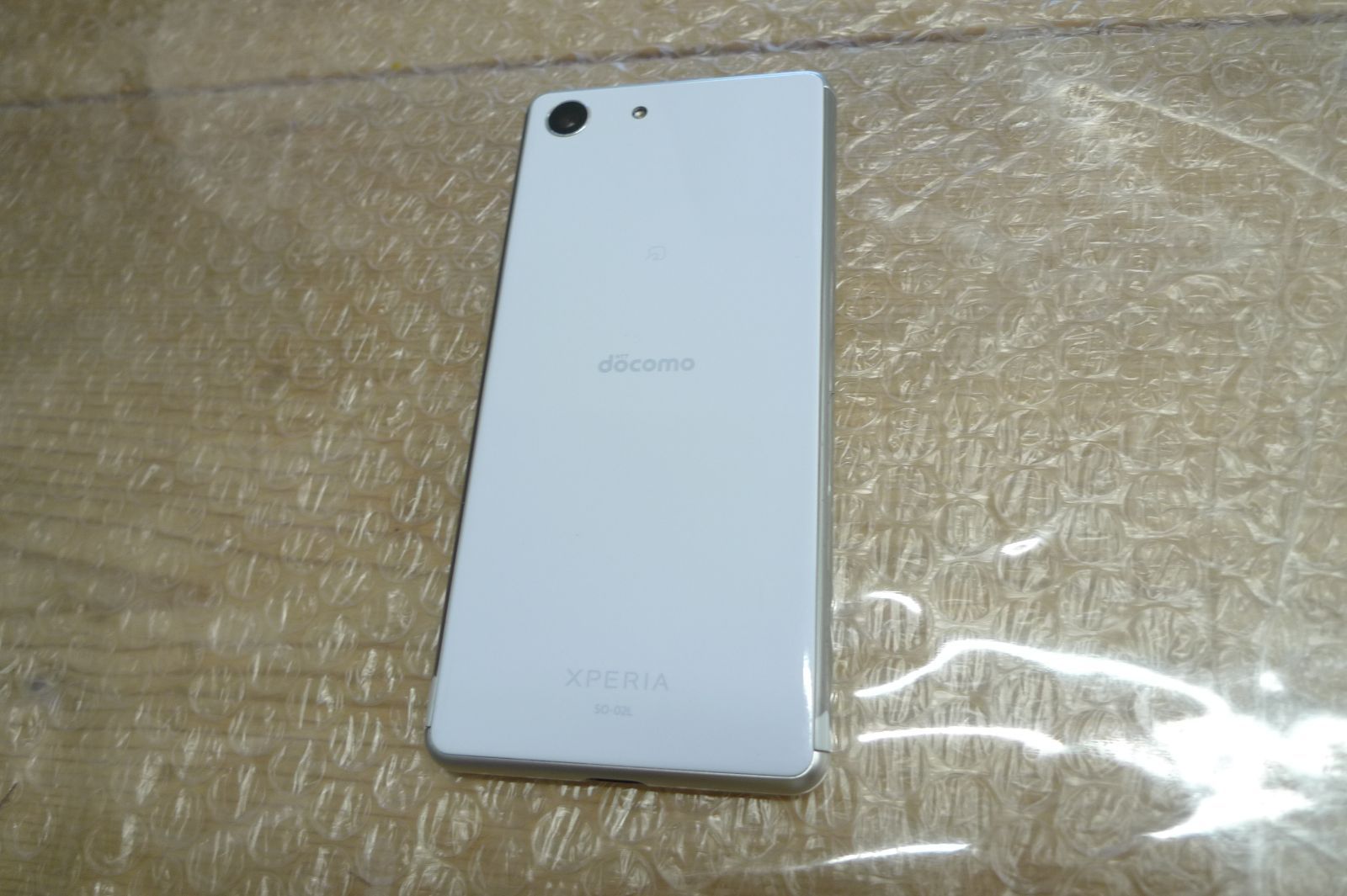 SONY Xperia Ace II SO-41B docomo [ホワイト] 価格比較 - 価格.com