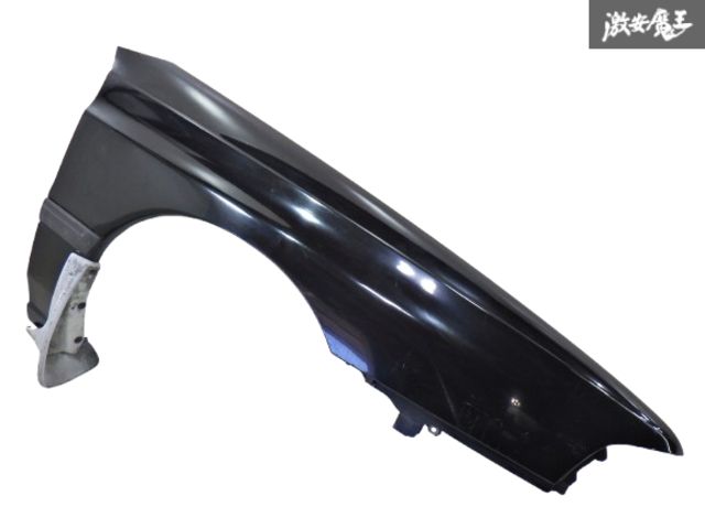 【希少程度良好】マツダ純正 GD8S カペラ C2 フロントフェンダー 右 右側 ブラック 棚2G2B