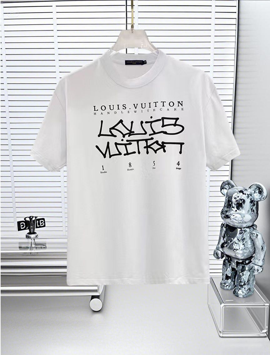 人気☆LOUIS VUITTONプリントTシャツ☆直営店買付・国内即発 LOUIS VUITTON】ルイヴィトン『ロゴ LVサークル 半袖Tシャツ
