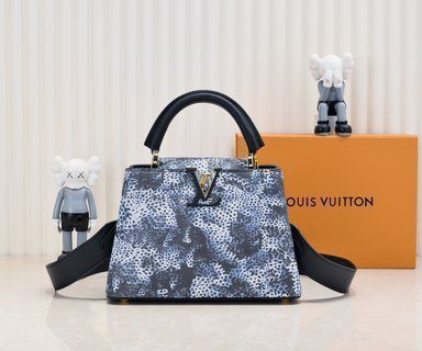 手首バッグ 旅行バッグ