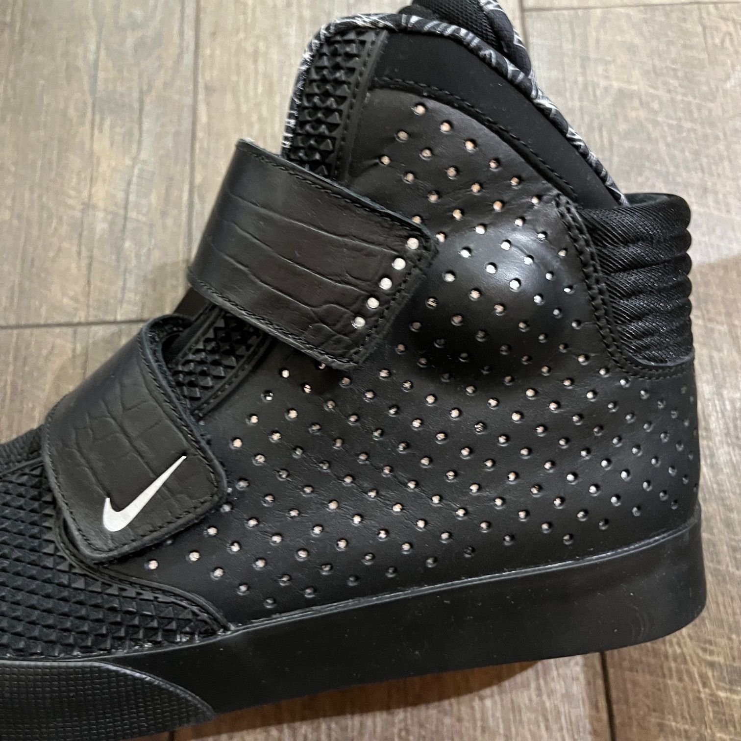 Nike ハイカット スニーカー FLYSTEPPER 2K3 652122 Nike ハイカット スニーカー FLYSTEPPER 2K3 652122 Flystepper