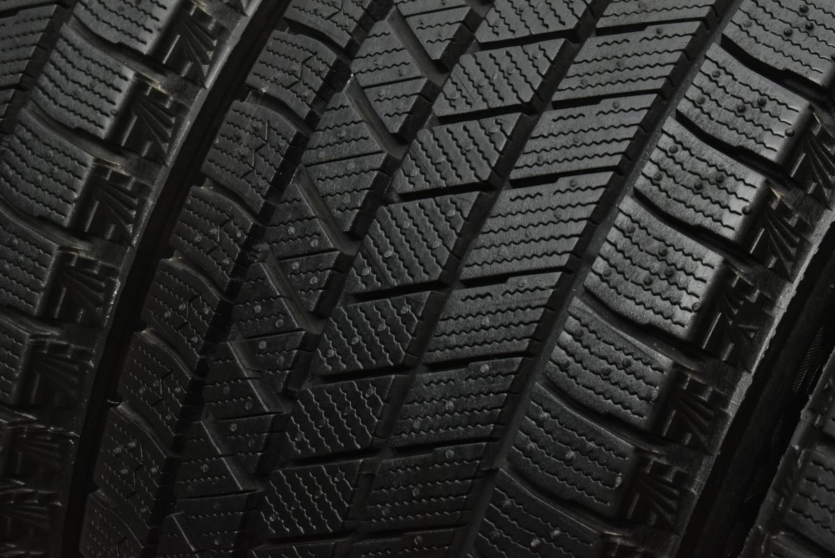 ヴォクシー セレナ