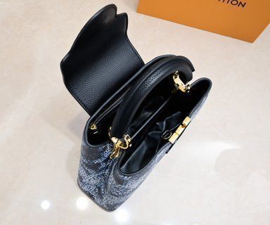 Louis Vuitton リュックサック 手首バッグ 旅行バッグ 手提げショルダーバッグ プリントや刺繍のアクセント DECORATOM_COM_BR