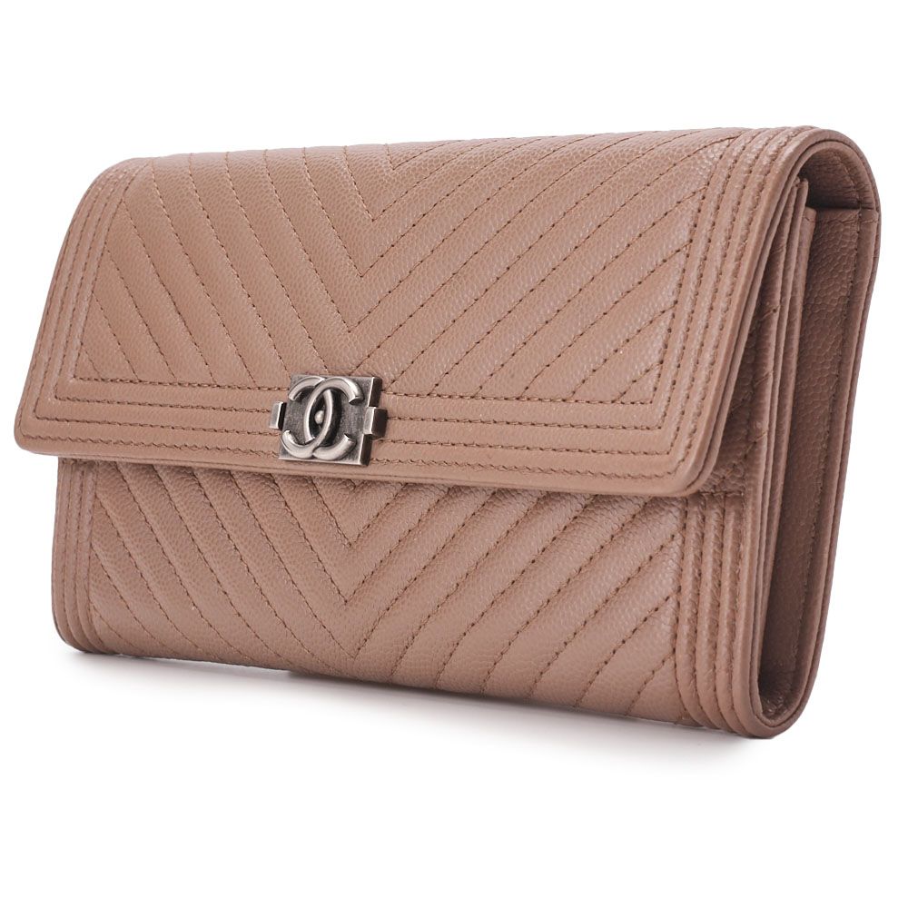 CHANEL シャネル ボーイシャネル Vステッチ 二つ折り長財布 キャビア