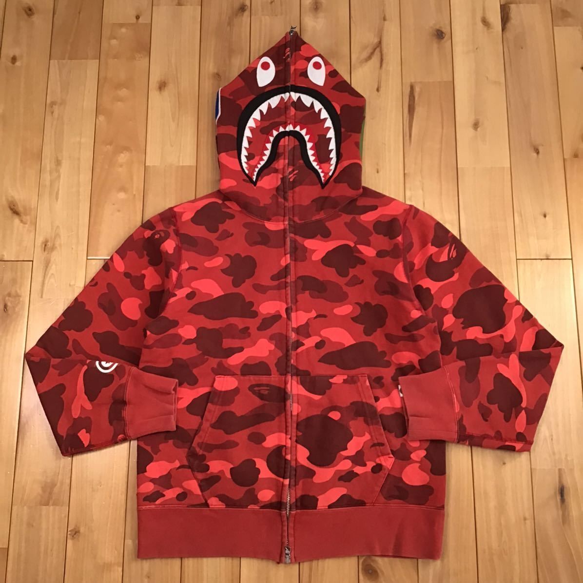 ☆新品☆ Pink × Red camo shark full zip hoodie Lサイズ a bathing