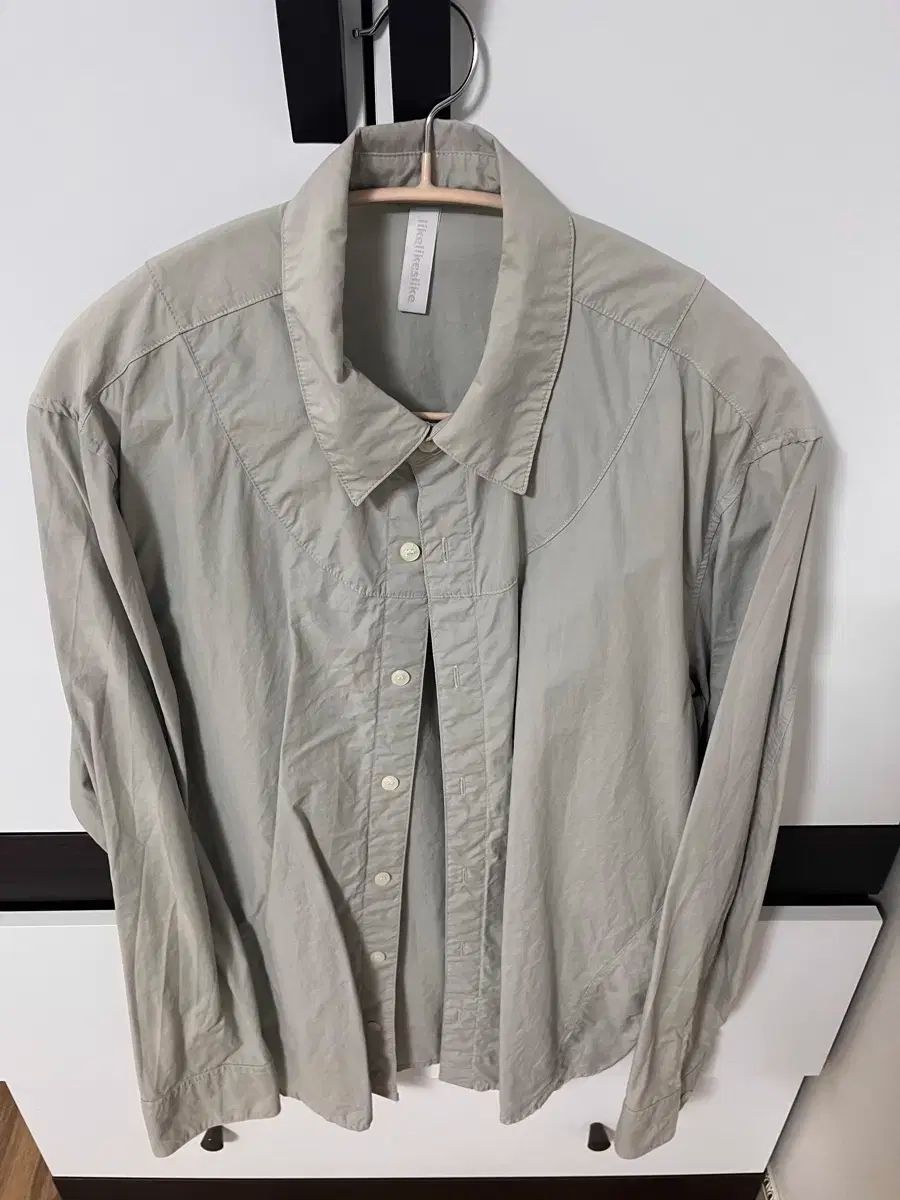 ライクライクスライク シャツ