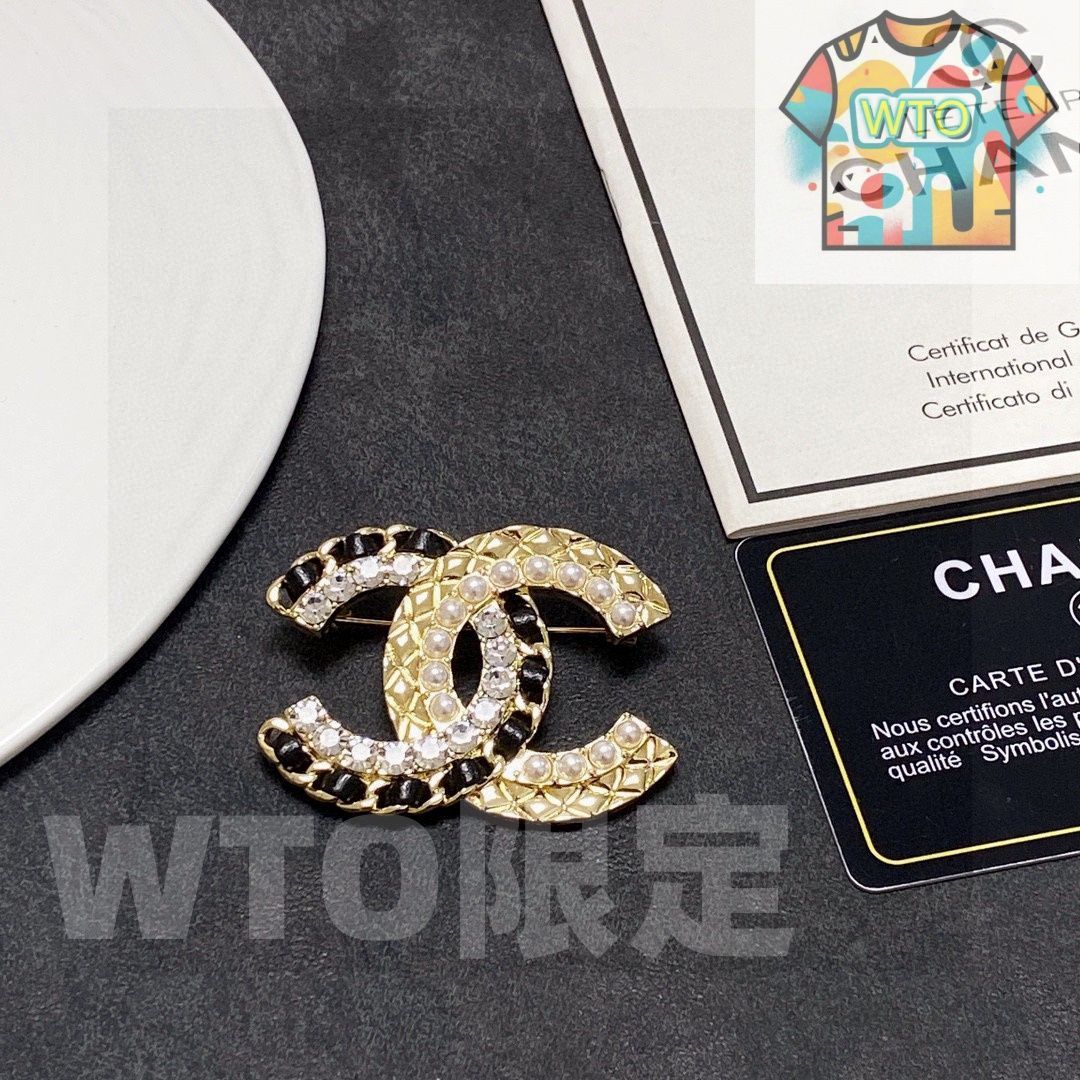 今日WTO】CHANEL 専売店新入荷 スモールサイズブローチ 送料無料