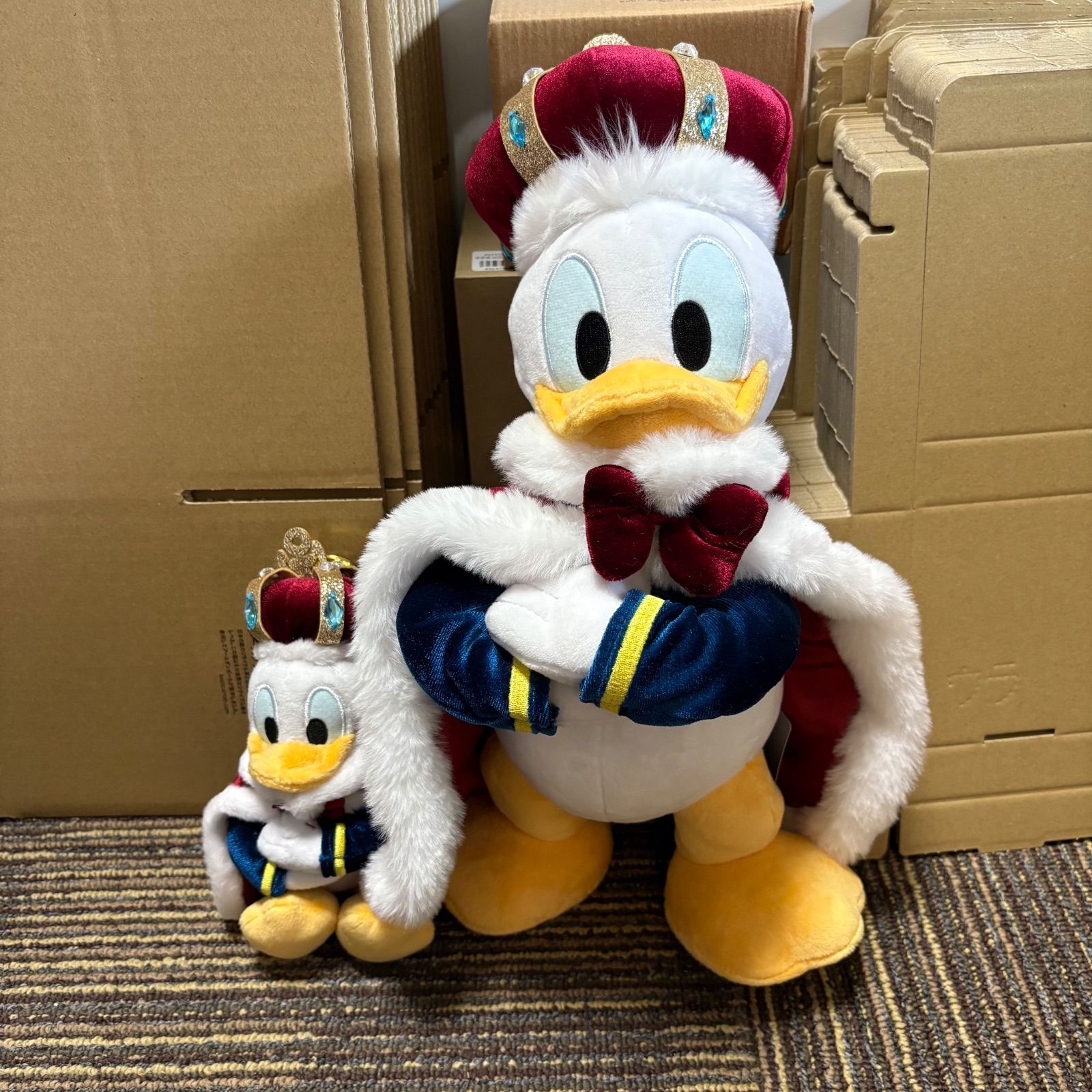 ゴールドのタキシード姿！東京ディズニーランド“ドナルドダック