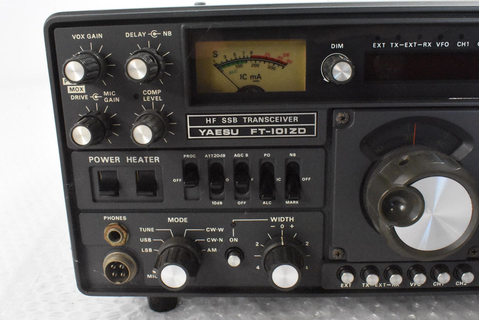 現状品 ヤエス 無線機 FT-101ZSD トランシーバー YAESU アマチュア無線機 IT2FU2MW1DZK-YR-Z05-byebye 現状品 ヤエス 無線機 FT-101ZD HF SSB トランシーバー