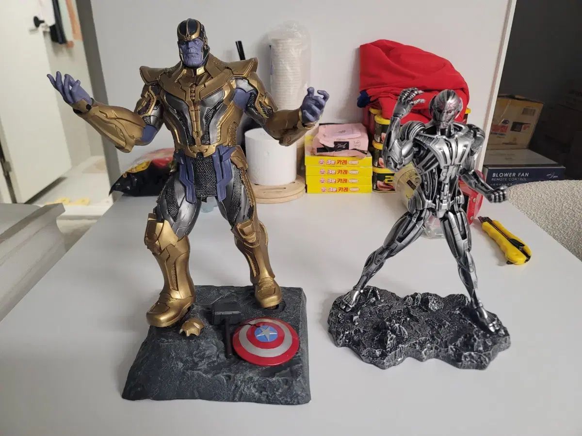 アベンジャーズ サノス ウルトロン フィギュア セット