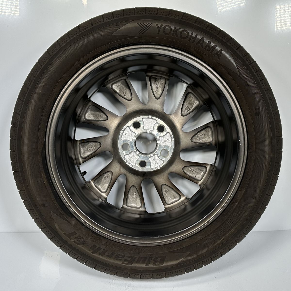 美品/塗装済 90系 ヴォクシー ノア 純正 アルミホイール＋タイヤ