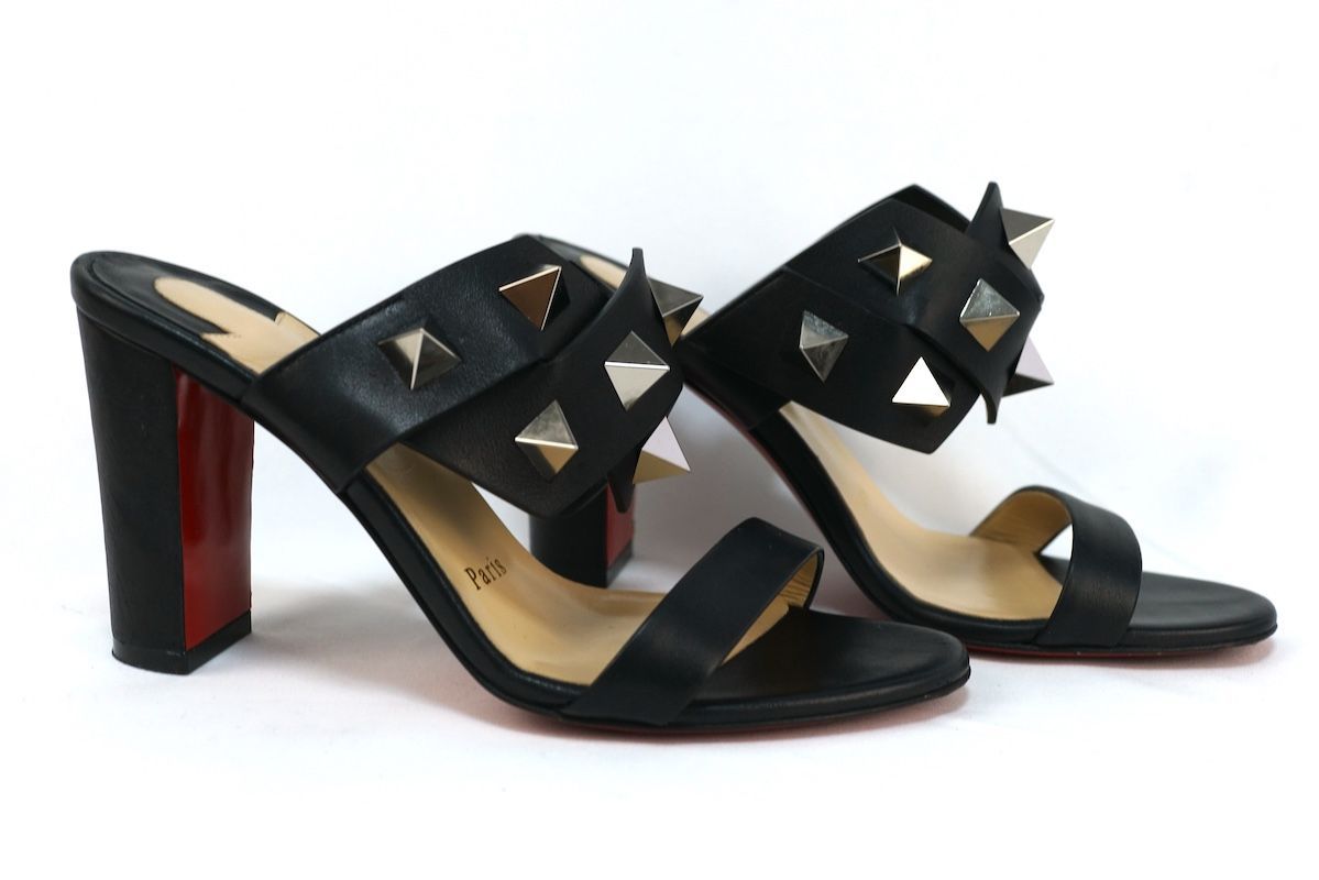 Christian Louboutin クリスチャン ルブタン Tina in THE Desert 85 BLACK カーフスキン スタッズ ヒール サンダル 36. 約23.5 cm ブラック