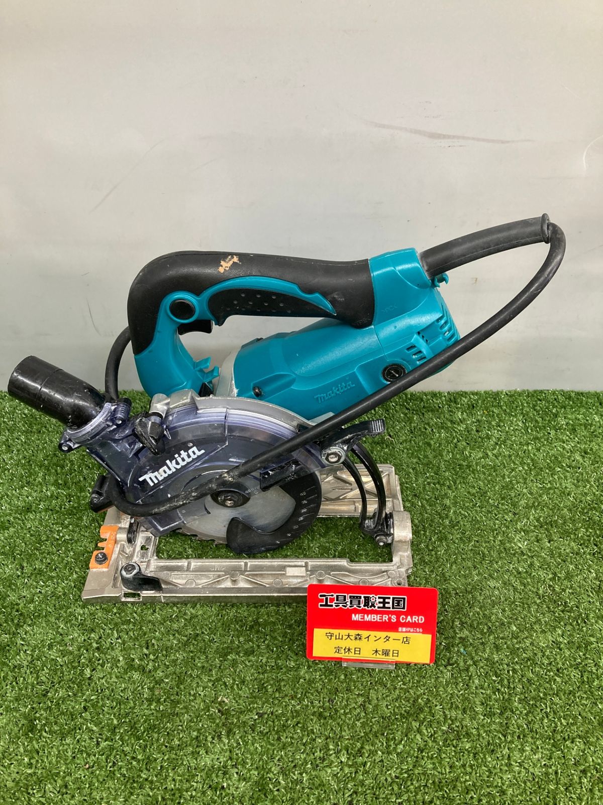 5011円 【中古品】【0921】★makita(マキタ) 125㎜防じんマルノコ (本体のみ) KS5200FX　ITWYQMTFV15A