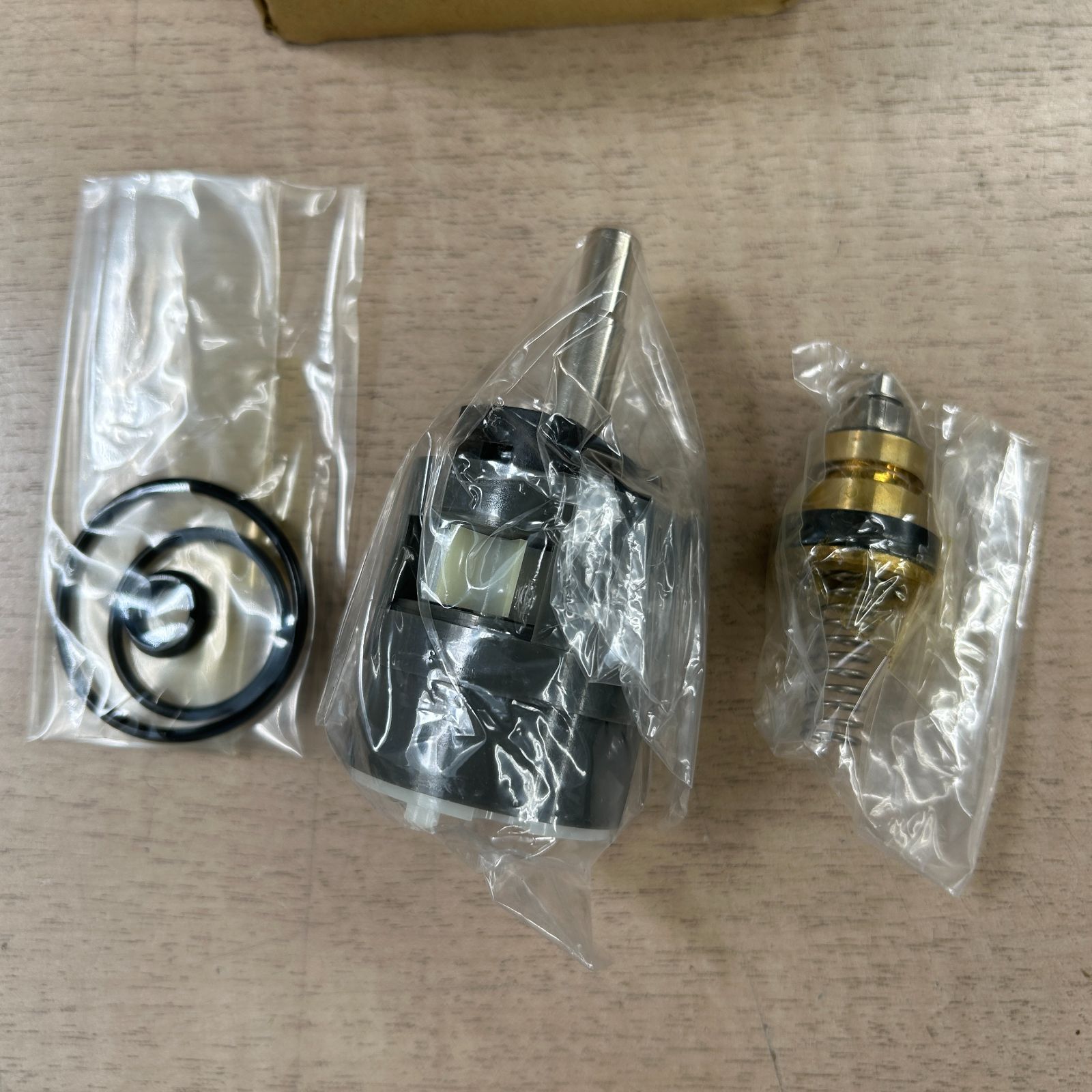 TOTO TH535-2RR 定量止水ユニット - メルカリ